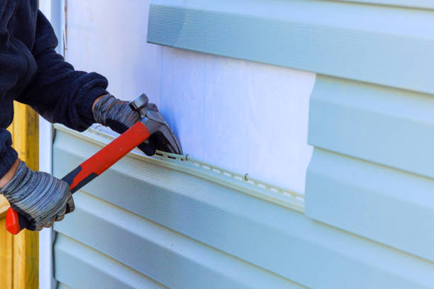 Reliable Siding Repair contractor in Candler, NC by Squared Siding